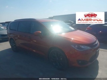 Chrysler Pacifica II 2018 Chrysler Pacifica Touring L, 2018r., 3.6L 3.6 Benzyna 287KM