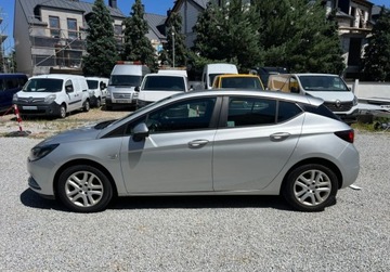 Opel Astra K Hatchback 5d 1.0 Turbo 105KM 2018 Opel Astra 1.0T 105KM I wlasciciel Serwisowany Salon PL FVat23 Benzyna, zdjęcie 2