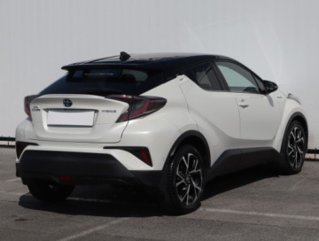 Toyota C-HR I Crossover 1.8 Hybrid 122KM 2018 Toyota C-HR 1.8 Hybrid, Salon Polska, Serwis ASO, zdjęcie 4