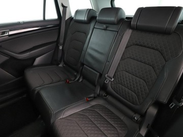 Skoda Kodiaq I SUV 2.0 TSI 180KM 2018 Škoda Kodiaq Skoda Kodiaq 4x4 DSG full LED skóra, zdjęcie 16