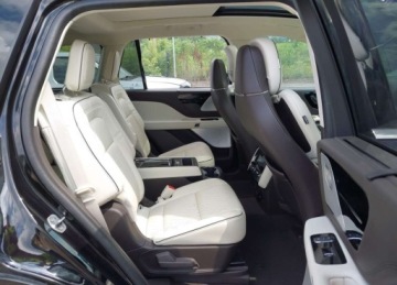 Lincoln Aviator 2022 Lincoln Aviator 2022r., Black Label, 3L, od ubezpieczalni 3.0 Benzyna 406KM, zdjęcie 9