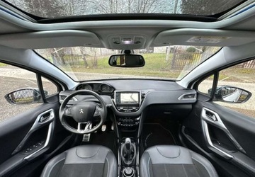 Peugeot 2008 I SUV Facelifting 1.2 PureTech 110KM 2018 Peugeot 2008 Peugeot 2008 PureTech 110 StopampStart Crossway 1.2 Benzyna, zdjęcie 17