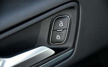 Ford Focus IV Hatchback 1.0 EcoBoost 125KM 2021 Ford Focus ALUSY tempomat FULL LED Idealny stan Benzyna 125KM, zdjęcie 19