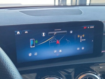 Mercedes CLA C118/X118 Shooting Brake Facelifting 1.3 200 163KM 2025 CLA 200 AMG Line Shooting Brake 1.3 (163KM) 2025, zdjęcie 9