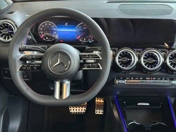 Mercedes GLB SUV 2.0 220d 190KM 2025 MERCEDES-BENZ GLB 220 d 4-Matic AMG Line 2.0 190KM, zdjęcie 7