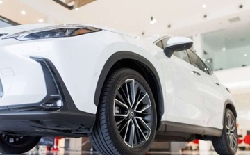 Lexus NX II SUV Facelifting 2.5 450h+ 309KM 2024 Lexus NX 450h Omotenashi AWD 2.5 Hybryda 309KM, zdjęcie 18