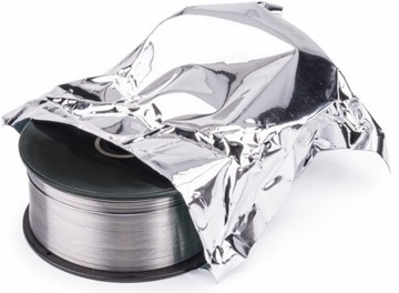 ПРОВОЛОКА СВАРОЧНАЯ САМОКРАЩИВАЮЩАЯ 0,8мм 1КГ БЕЗ ФЛЮСА 2 ШТ.