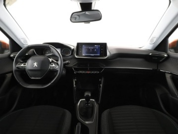 Peugeot 2008 II SUV 1.2 PureTech 100KM 2021 Peugeot 2008 auto światła, led, navi, pdc, niski, zdjęcie 14