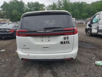 Chrysler Pacifica II 2022 Chrysler Pacifica Touring L 2022 3.6l 3.6 Benzyna 287KM, zdjęcie 2