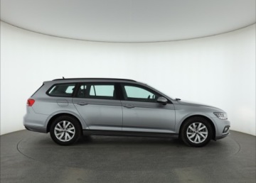 Volkswagen Passat B8 Variant Facelifting 2.0 TDI SCR 150KM 2021 VW Passat 2.0 TDI, Salon Polska, 1. Właściciel, zdjęcie 5