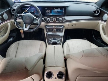 Mercedes Klasa E W213 2019 Mercedes-Benz Klasa E 2019r., E300, od ubezpieczalni 2.0 Benzyna 241KM, zdjęcie 7