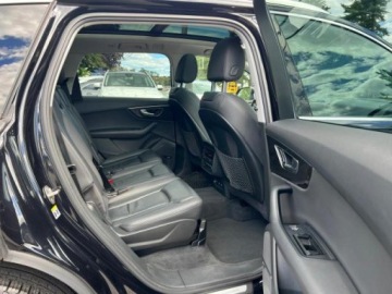 Audi Q7 II 2020 AUDI Q7 55 3.0 TFSI PremiumPlus 2020 V6 340 KM Mild Hybrid 7m TURBO czarny, zdjęcie 3