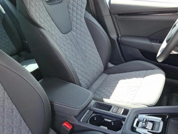 Skoda Octavia IV Liftback 1.5 TSI EVO 150KM 2025 SKODA Octavia Sportline 1.5 TSI mHEV DSG Combi 150KM 2025, zdjęcie 5