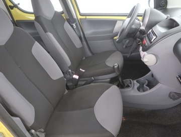 Peugeot 107 Hatchback 5d 1.0 12V 68KM 2006 Peugeot 107 1.0, Salon Polska,ALU, zdjęcie 8