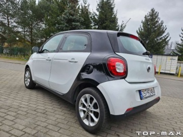 Smart Forfour II Hatchback 1.0 mhd 71KM 2015 Smart Forfour Fajny i oszczedny w bogatej wersji Benzyna 71KM, zdjęcie 6