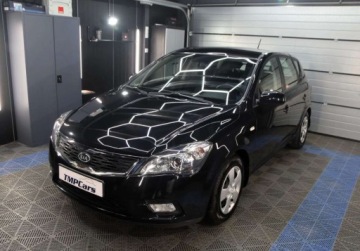 Kia Ceed I Hatchback 5d Facelifting 1.6 DOHC CVVT 126KM 2012 Kia Ceed Polski salon _ 1.6 benzyna 125 KM _ Klimatyzacja _ opony wielosez, zdjęcie 21