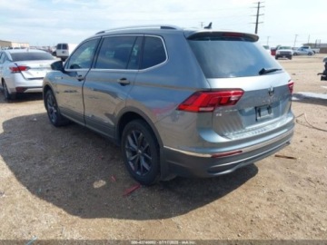 Volkswagen Tiguan II 2023 Volkswagen Tiguan Se, 2023r., 2.0L 2.0 Benzyna 184KM, zdjęcie 5