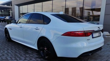 Jaguar XF II Sedan 2.0 i4P 250KM 2019 Jaguar XF JAGUAR XF 2.0P i4 250KM RWD AUTO R-Sport MY20 FV 23 2.0 Benzyna, zdjęcie 10