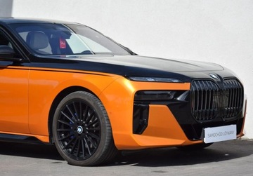 BMW Seria 7 G70 Sedan 3.0 40d 299KM 2023 BMW Seria 7 740d 300KM xDrive Individual Bowers Wilkins M Pakiet Salon PL, zdjęcie 3