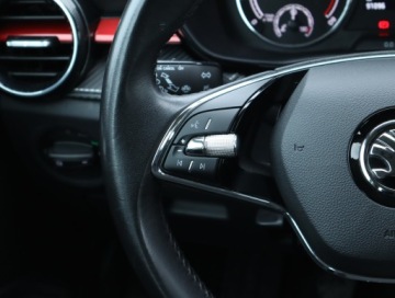 Skoda Fabia IV 1.0 TSI 95KM 2023 Skoda Fabia 1.0 TSI, Salon Polska, Serwis ASO, zdjęcie 16