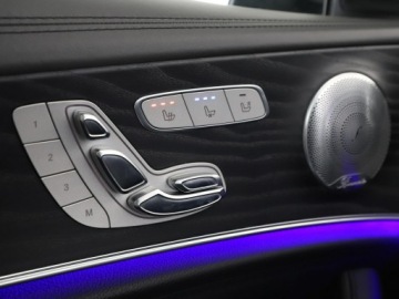 Mercedes Klasa E W213 Kombi 2.0 220d 194KM 2018 Mercedes E 220 FV-23% AMG-Line Automat Panorama, zdjęcie 36