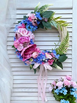 WIANEK KWIATOWY NA DRZWI WIOSENNY WIENIEC WIKLINOWY RÓŻOWY NIEBIESKI