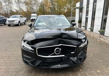 Volvo V60 II  Kombi 2.0 D4 190KM 2019 Volvo V60 2.0D 190KM 2019r. D4 auto zarejestrowane i ubezpieczone w Polsce, zdjęcie 1