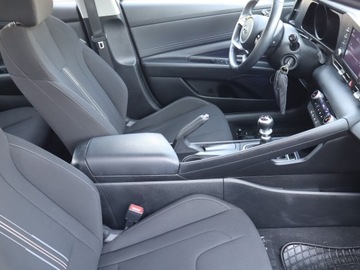 Hyundai Elantra VII Sedan 1.6 MPI 123KM 2021 Hyundai Elantra 1.6 MPI, Salon Polska, zdjęcie 8