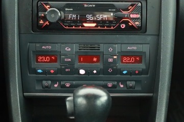 Audi A4 B5 Avant 1.8 20V Turbo 150KM 2001 Audi A4 1.8 T, Automat, Klima, Klimatronic, zdjęcie 9