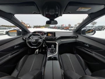 Peugeot 3008 II Crossover 1.2 PureTech 130KM 2017 Peugeot 3008 Rezerwacja 1.2 Benzyna 130KM, zdjęcie 23