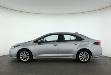 Toyota Corolla XII Sedan 1.5 VVT-i 125KM 2022 Toyota Corolla 1.5 VVT-i, Salon Polska, zdjęcie 2