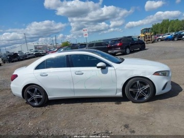 Mercedes Klasa A W177/V177 2022 Mercedes-Benz Klasa A A220 4matic 2.0 Benzyna 188KM, zdjęcie 6