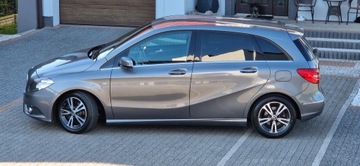 Mercedes Klasa B W246 Sports Tourer 180 BlueEFFICIENCY 122KM 2012 Mercedes B klasa 1.6B 122KM, Radar, Półskóra, Automat. POLECAM !, zdjęcie 2