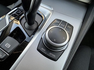 BMW Seria 5 G30-G31 Touring 520d 190KM 2019 BMW 5 Touring (G31) 2.0l diesel 190KM * Bezwypadkowy * Serwisowany, zdjęcie 17