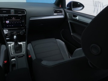 Volkswagen Golf VII Hatchback 3d Facelifting 1.5 TSI ACT 150KM 2019 VW Golf 1.5 TSI, Salon Polska, Automat, Klima, zdjęcie 7