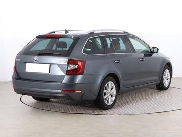 Skoda Octavia III Kombi Facelifting 1.6 TDI 115KM 2018 Skoda Octavia 1.6 TDI, Navi, Klima, Klimatronic, zdjęcie 4