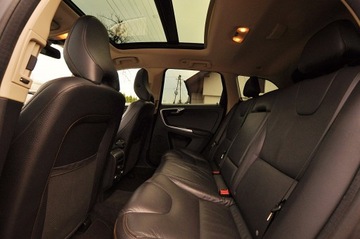 Volvo XC60 I SUV 2.0 D4 163KM 2012 Volvo XC 60 D4 163ps__SUMMUM__5-Cyl__Panorama, zdjęcie 17