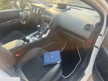 Peugeot 3008 II Crossover 1.6 THP 165KM 2016 Peugeot 3008 1.6 Benzyna THP 165KM EAT6 Stop&amp;Start Allure 2016r, zdjęcie 15