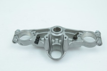 ВЕРХНЯЯ ПОЛКА KAWASAKI ZZR 1200 02-05