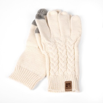 ЖЕНСКАЯ ЗИМНЯЯ ШАПКА, ШАРФ, СЕНСОРНЫЕ ПЕРЧАТКИ