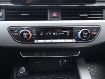 Audi A4 B9 Limousine Facelifting 2.0 35 TFSI 150KM 2022 Audi A4 35 TFSI, Salon Polska, Serwis ASO, zdjęcie 16