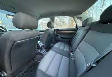 Audi A4 B5 Sedan 1.8 20V Turbo 150KM 1995 Audi A4 Limousine Audi A4 B5 1.8t AEB SUPER STAN DLUGIE OPLATY Zamiana, zdjęcie 7