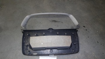 ПЛАСТИКОВАЯ ОБИВКА ЗАДНЕГО КАПОТА VW GOLF V PLUS