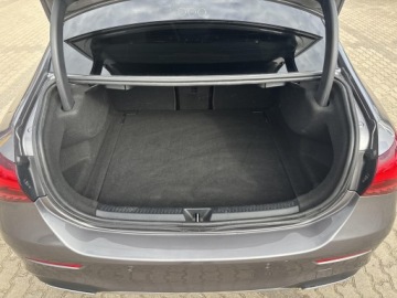 Mercedes Klasa A W177/V177 Sedan Facelifting 1.3 200 163KM 2023 Mercedes-Benz A 200, zdjęcie 11