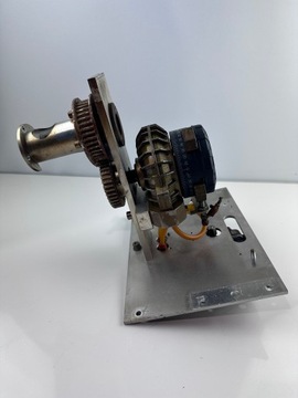 Napęd wahadłowy FESTO DSR-40-180-P