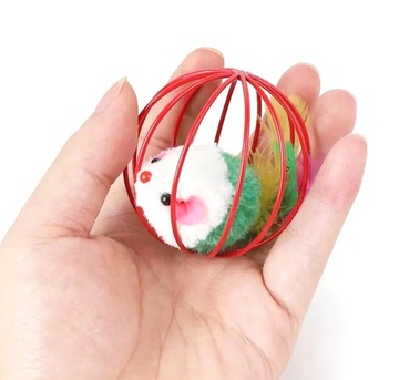 ИГРУШКА ДЛЯ КОТА МЫШЕЧНЫЙ ШАРИК С ПЕРЬЕВОЙ ПОГРЕМКОЙ