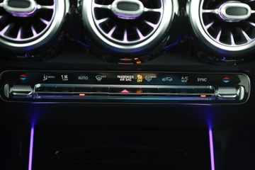 Mercedes GLB SUV 2.0 250 224KM 2020 Mercedes GLB GLB 250, Salon Polska, Serwis ASO, zdjęcie 13