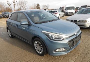 Hyundai i20 II Coupe 1.2 MPI 84KM 2016 Hyundai i20 Hyundai i20 II 1.2 Benzyna 84 KM 1.2 Benzyna 84KM, zdjęcie 2