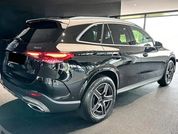 Mercedes GLC C254/X254 2025 MERCEDES-BENZ GLC 300 e 4-Matic AMG Line 2.0 (360KM) 2025, zdjęcie 2