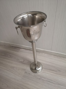 Высокий серебряный холодильник для шампанского, ведро, контейнер для льда на ножке.